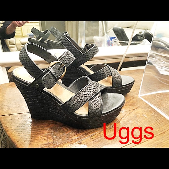 Uggs Black Python Espadrille Platform Wedges 7B - Picture 1 of 6
